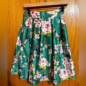 Choies Green‎ Cherry Blossom Lined skirt size small